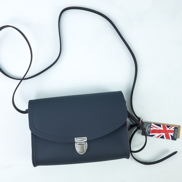 The Cambridge Satchel Company Handbags - 💃🏻🌟NWT🌟Cambridge Satchel Company push-lock bag